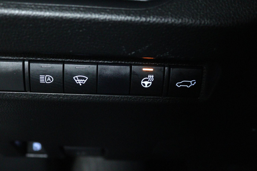 Toyota RAV4 2.5 Hybrid Active (TREKHAAK, STUUR/STOEL VERWARMING, CAMERA, ELEKTR STOELEN, CRUISE CONTROL, PARKEERSENSOREN)