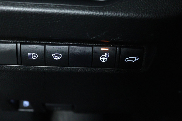 Toyota RAV4 2.5 Hybrid Active (TREKHAAK, STUUR/STOEL VERWARMING, CAMERA, ELEKTR STOELEN, CRUISE CONTROL, PARKEERSENSOREN)