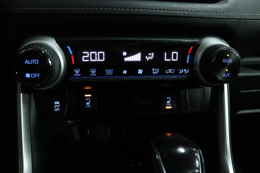 Toyota RAV4 2.5 Hybrid Active (TREKHAAK, STUUR/STOEL VERWARMING, CAMERA, ELEKTR STOELEN, CRUISE CONTROL, PARKEERSENSOREN)