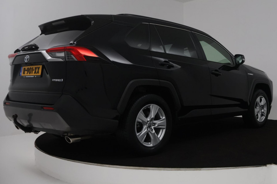 Toyota RAV4 2.5 Hybrid Active (TREKHAAK, STUUR/STOEL VERWARMING, CAMERA, ELEKTR STOELEN, CRUISE CONTROL, PARKEERSENSOREN)