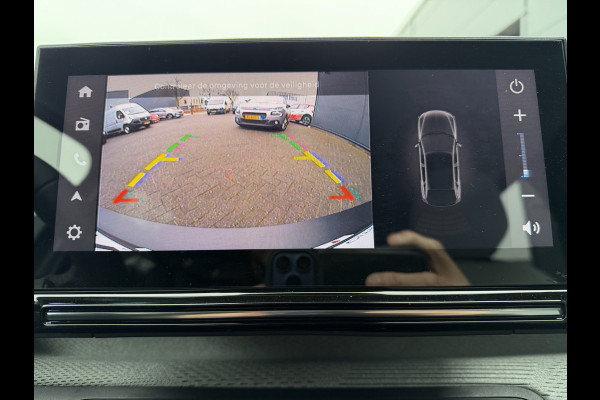 Citroën C3 100pk Max (Camera - Automatische Airco - Navigatie - Apple Carplay - 17" - LED - Parkeersensoren)