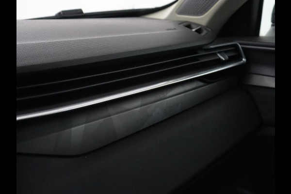 Lynk & Co 01 1.5 Plug In | Panoramadak | Infinity by Harman | Camera | Adaptive cruise | Stoelverwarming | Carplay | Memory | Full LED | PHEV