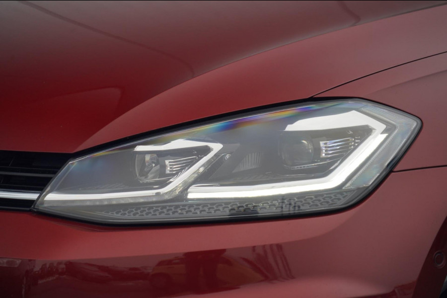 Volkswagen Golf 1.5 TSI Highline / NL-Auto / 47dkm NAP / LED / Navi / Adaptieve Cruise / Camera / Automaat