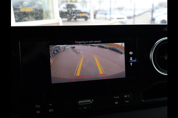 Mercedes-Benz Sprinter 319 3.0 CDI V6 AUT. L3H2 - 3500 KG TREKHAAK | MBUX BREEDBEELD | 18 INCH LMV | CAMERA