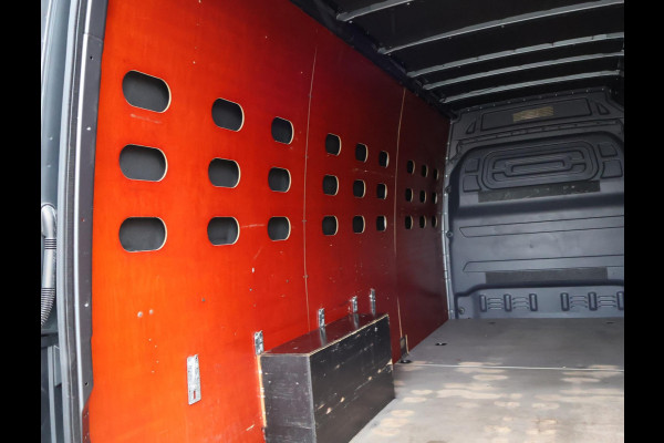 Mercedes-Benz Sprinter 319 3.0 CDI V6 AUT. L3H2 - 3500 KG TREKHAAK | MBUX BREEDBEELD | 18 INCH LMV | CAMERA