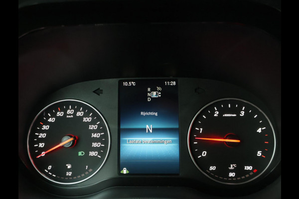 Mercedes-Benz Sprinter 319 3.0 CDI V6 AUT. L3H2 - 3500 KG TREKHAAK | MBUX BREEDBEELD | 18 INCH LMV | CAMERA