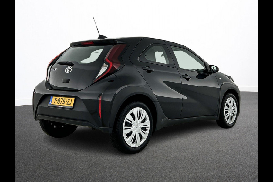 Toyota Aygo X 1.0 VVT-i MT Play Navigatie Apple Carplay/Android Auto Camera Adaptive Cruise Control Airco