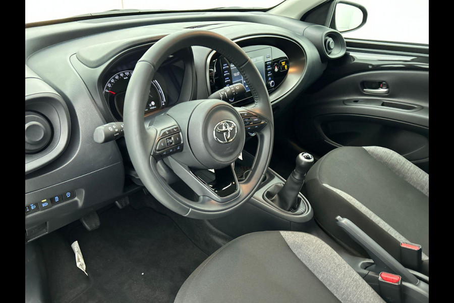 Toyota Aygo X 1.0 VVT-i MT Play Navigatie Apple Carplay/Android Auto Camera Adaptive Cruise Control Airco