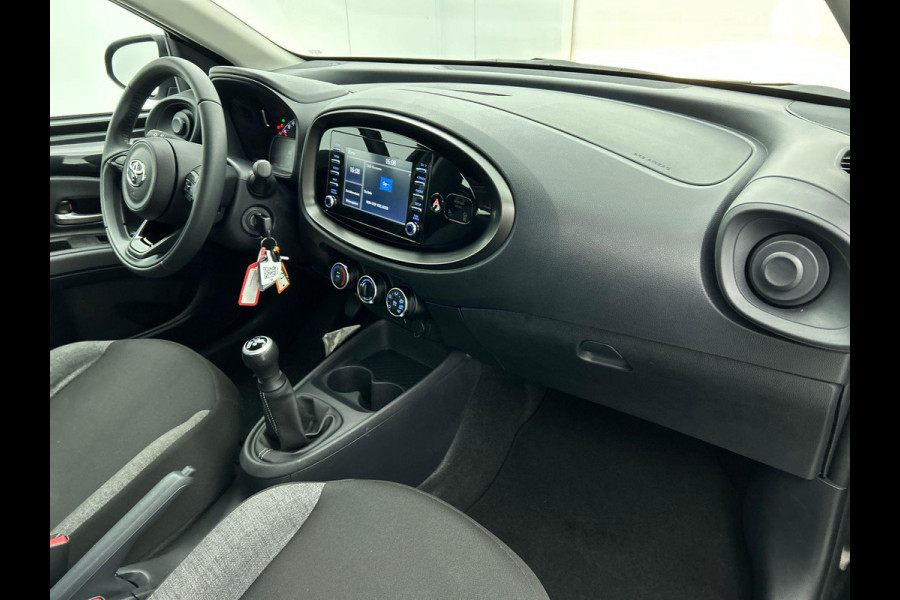 Toyota Aygo X 1.0 VVT-i MT Play Navigatie Apple Carplay/Android Auto Camera Adaptive Cruise Control Airco