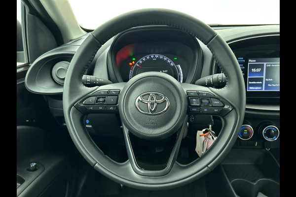 Toyota Aygo X 1.0 VVT-i MT Play Navigatie Apple Carplay/Android Auto Camera Adaptive Cruise Control Airco