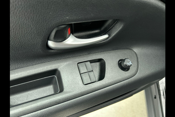 Toyota Aygo X 1.0 VVT-i MT Play Navigatie Apple Carplay/Android Auto Camera Adaptive Cruise Control Airco