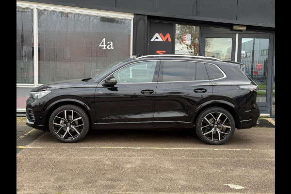 Volkswagen Tiguan 1.5 eTSI R-Line | Pano|Keyless | 360 Camera |
