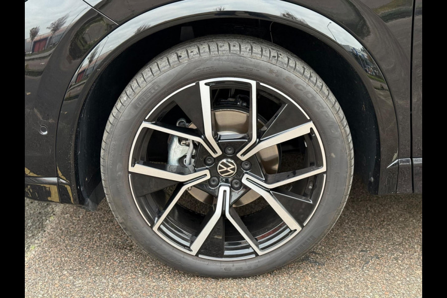 Volkswagen Tiguan 1.5 eTSI R-Line | Pano|Keyless | 360 Camera |