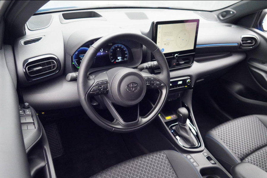 Toyota Yaris 1.5 Hybrid 130 Launch Edition / NL-Auto / 3.890 KM NAP / 1e Eigenaar / Zeer Compleet!