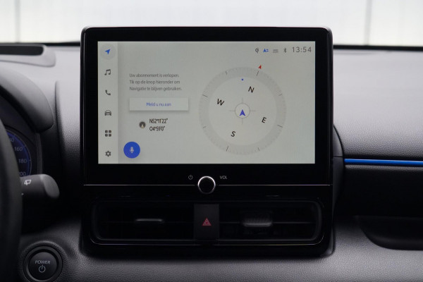 Toyota Yaris 1.5 Hybrid 130 Launch Edition / NL-Auto / 3.890 KM NAP / 1e Eigenaar / Zeer Compleet!