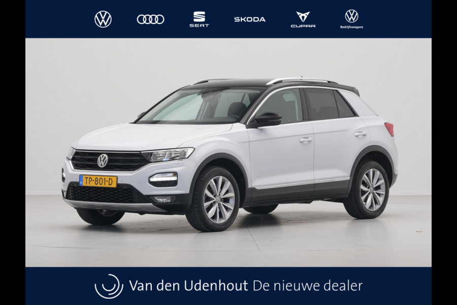 Volkswagen T-Roc 1.0 TSI 115pk Style Navigatie Trekhaak Acc Virtual cockpit Pdc 17