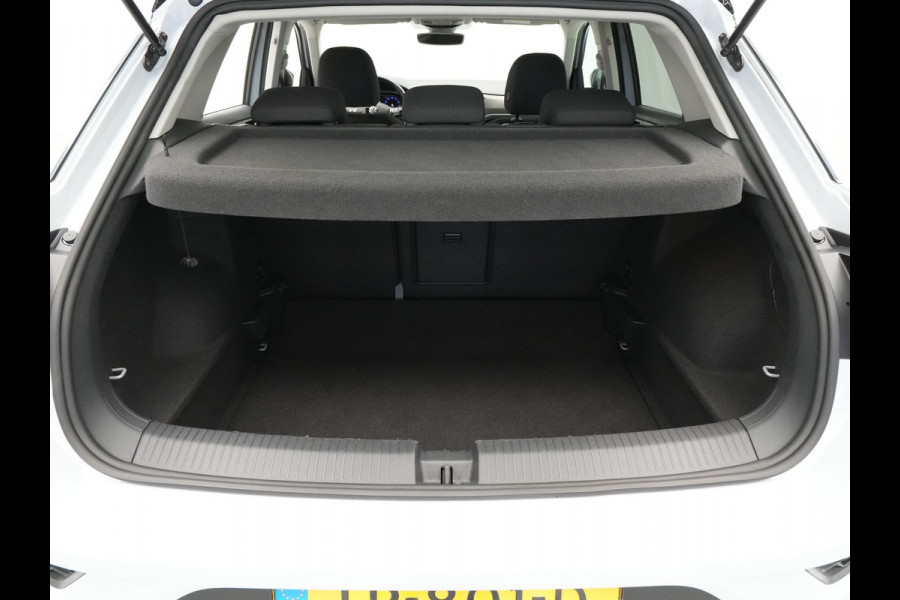 Volkswagen T-Roc 1.0 TSI 115pk Style Navigatie Trekhaak Acc Virtual cockpit Pdc 17