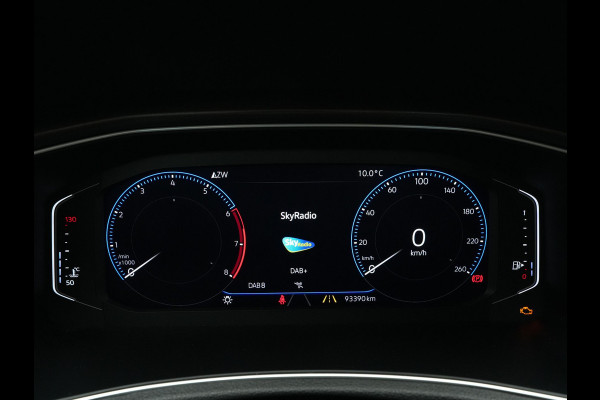 Volkswagen T-Roc 1.0 TSI 115pk Style Navigatie Trekhaak Acc Virtual cockpit Pdc 17