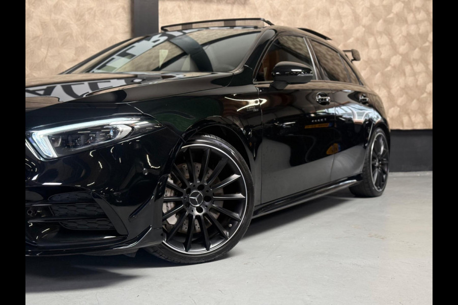 Mercedes-Benz A-Klasse AMG 35 4MATIC Aero pakket | Pano | Burmester | keyless | camera | Memory seats