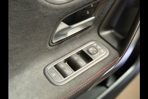 Mercedes-Benz A-Klasse AMG 35 4MATIC Aero pakket | Pano | Burmester | keyless | camera | Memory seats