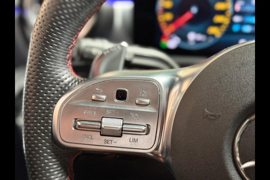 Mercedes-Benz A-Klasse AMG 35 4MATIC Aero pakket | Pano | Burmester | keyless | camera | Memory seats