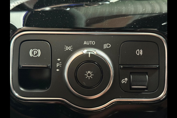 Mercedes-Benz A-Klasse AMG 35 4MATIC Aero pakket | Pano | Burmester | keyless | camera | Memory seats