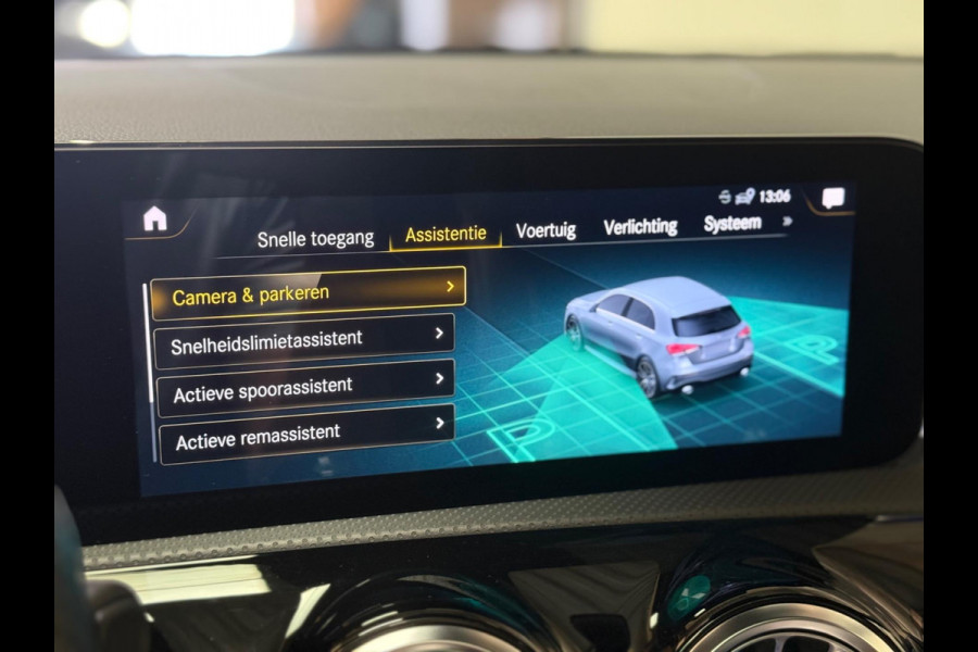 Mercedes-Benz A-Klasse AMG 35 4MATIC Aero pakket | Pano | Burmester | keyless | camera | Memory seats