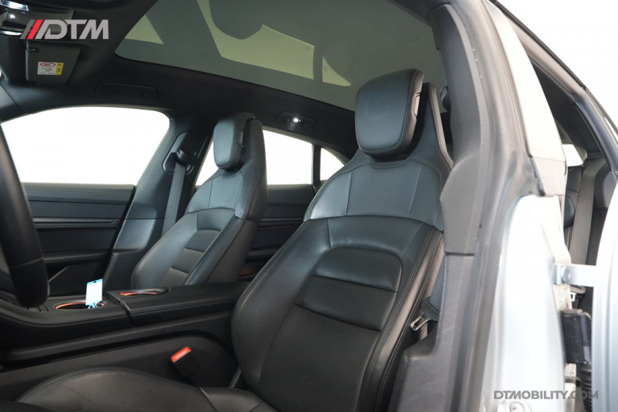 Porsche Taycan Cross Turismo 4 93 kWh Sport Chrono | Panoramadak | Titanium Velgen