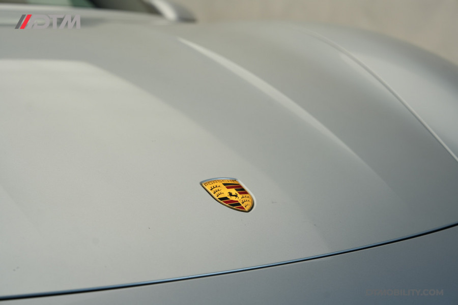 Porsche Taycan Cross Turismo 4 93 kWh Sport Chrono | Panoramadak | Titanium Velgen