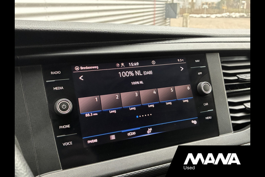 Volkswagen Transporter 2.0 TDI L2H1 Trekhaak Cruise Sensoren Airco