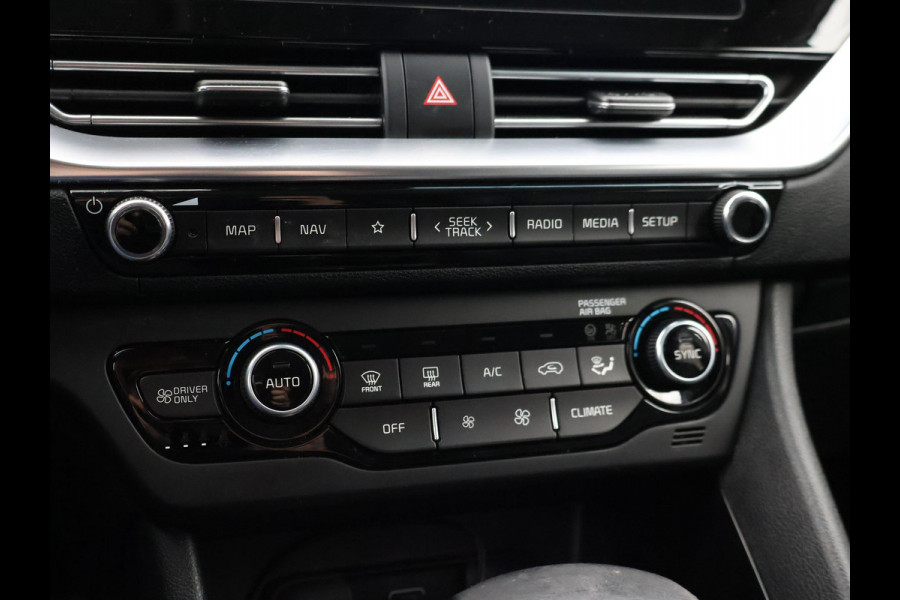 Kia Niro 1.6 GDi PHEV DYNAMICPLUSLINE + TREKHAAK | LEDER | STUUR/STOELVERW. | CAMERA | CARPLAY