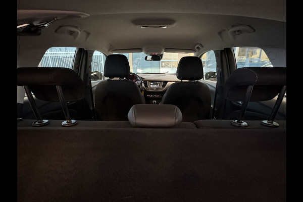 Opel Crossland 1.2 T 130pk Elegance Automaat CAMERA/CLIMA/CARPLAY/TREKHAAK/WINTERPACK