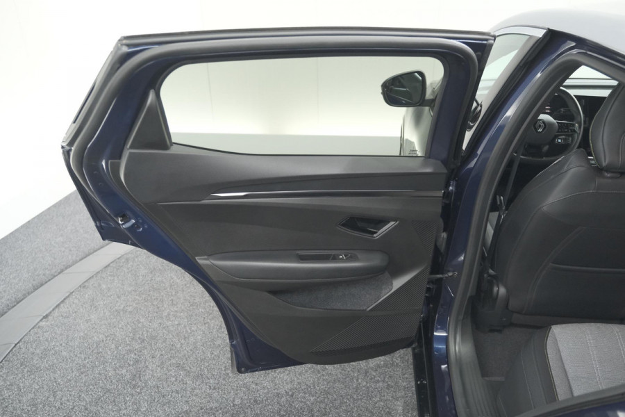 Renault Mégane E-Tech EV40 Boost Charge Techno | Pack Winter | Camera | Apple Carplay