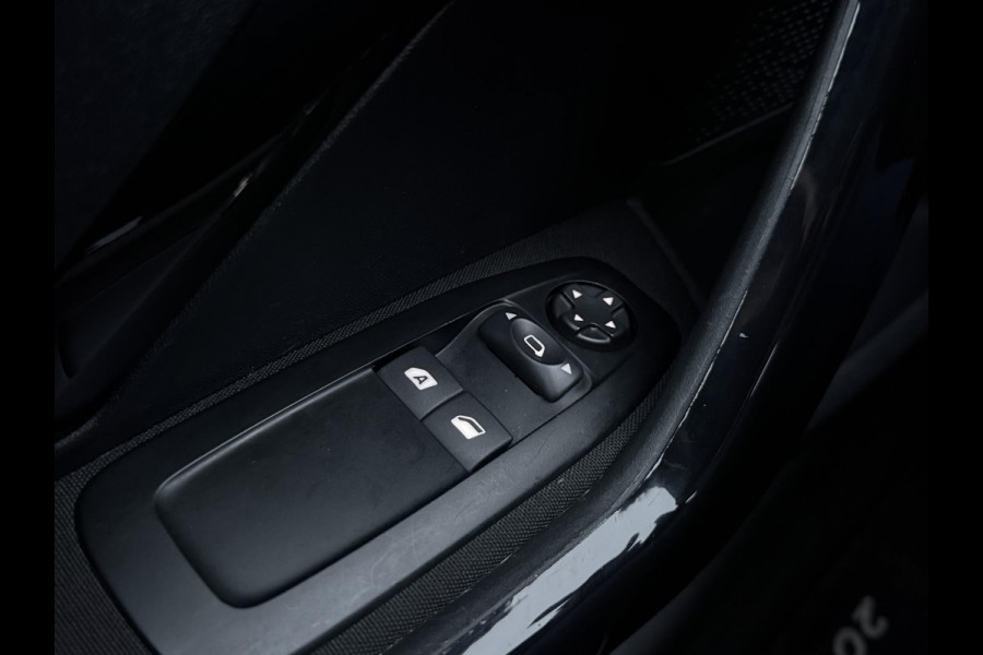 Peugeot 208 1.2 PureTech Blue Lion 2e Eigenaar,Navi,Airco,Cruise,PDC,Apple Carplay,Distributie v.v. in 2024,N.A.P,Nieuwe APK bij Aflevering