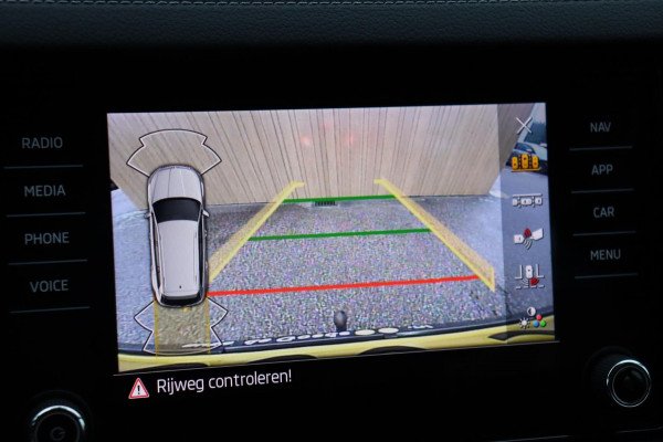 Škoda Kodiaq 1.5 TSI Business Ed. 7persoons org.NL el.trekhaak camera digitaal dashboard