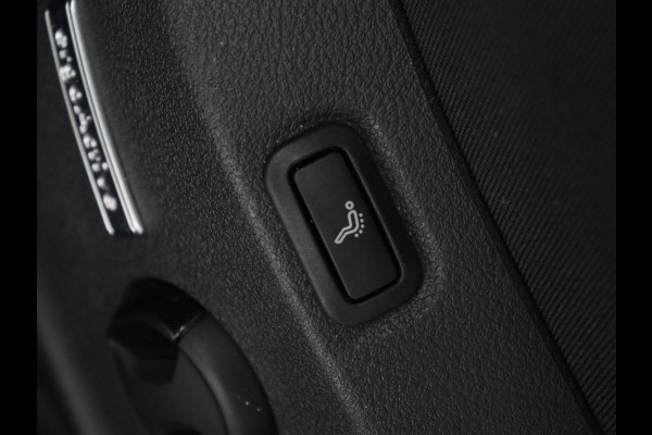 Volkswagen Golf 1.5 TSI R Line | Stoelverwarming | Camera | Full LED | Adaptive cruise | 19'' | Virtual Cockpit | Massage | Carplay | Navigatie