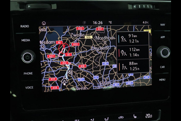 Volkswagen Golf 1.5 TSI R Line | Stoelverwarming | Camera | Full LED | Adaptive cruise | 19'' | Virtual Cockpit | Massage | Carplay | Navigatie