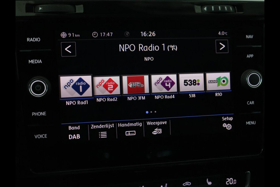 Volkswagen Golf 1.5 TSI R Line | Stoelverwarming | Camera | Full LED | Adaptive cruise | 19'' | Virtual Cockpit | Massage | Carplay | Navigatie