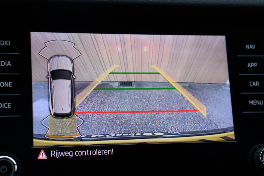 Škoda Kodiaq 1.5 TSI Sportline Bus. org.NL el.klep stuur+stoelverw camera 20"