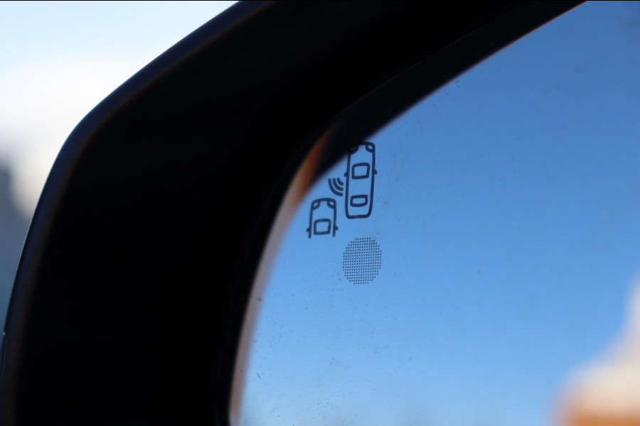 Peugeot 5008 1.2 PT Allure Pack Bus. 7persoons org.NL camera trekhaak-afn.