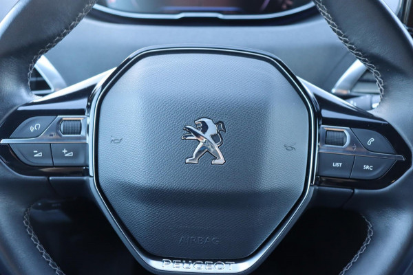 Peugeot 5008 1.2 PT Allure Pack Bus. 7persoons org.NL camera trekhaak-afn.