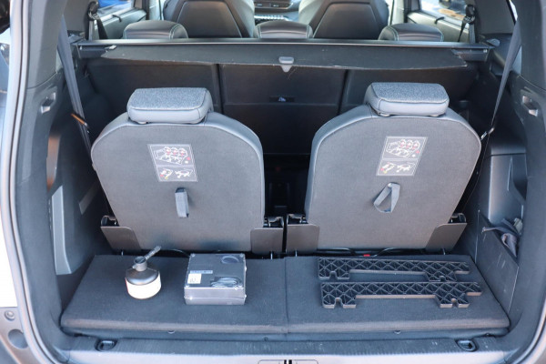 Peugeot 5008 1.2 PT Allure Pack Bus. 7persoons org.NL camera trekhaak-afn.