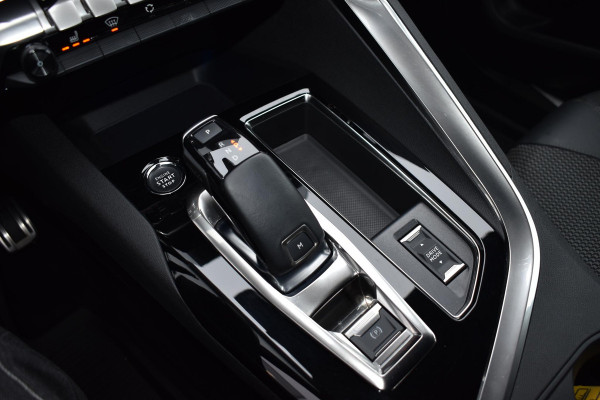 Peugeot 5008 1.6 PureTech 180PK Aut. GT | 7 Zits | Navi | Camera | LED | Incl. garantie