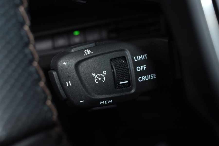 Peugeot 5008 1.6 PureTech 180PK Aut. GT | 7 Zits | Navi | Camera | LED | Incl. garantie