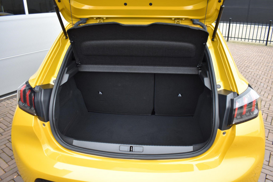 Peugeot 208 1.2 PureTech 100PK Allure Pack | Carplay | Camera | Stoelverw. | Keyless | Incl. garantie