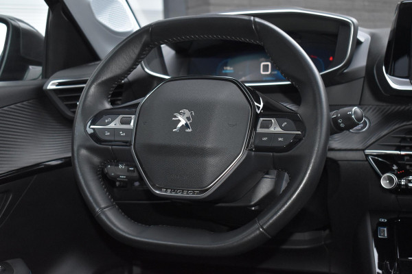 Peugeot 208 1.2 PureTech Allure Pack | Panodak | Camera | Carplay | Keyless | Stoelverw. | Incl. garantie