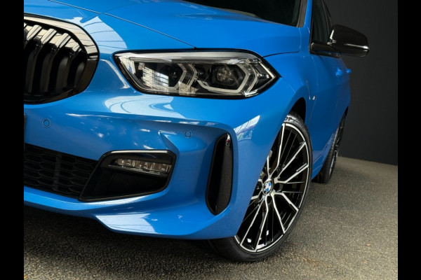 BMW 1-serie 118i M-Sport vol Leer 19 inch Bovag garantie Apple Carplay Misano bleu