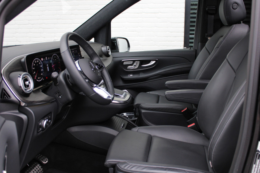 Mercedes-Benz V-Klasse 300d / AMG / Exclusive / 4-Matic / 7-Pers / Luchtvering / Pano / INCL BTW-BPM / 360 Cam / Burmester / Vol Opties / NIEUW!!