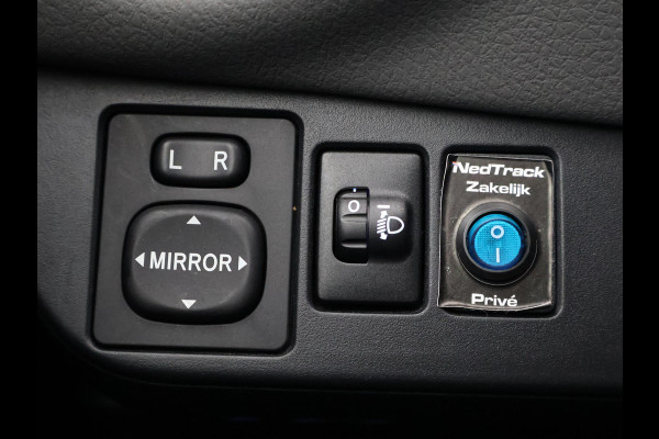 Toyota Yaris 1.5 HYBRIDE ASPIRATION 1e EIGENAAR AUTOMAAT FULL NAV. CAMERA . ELEKTRISCHE RAMEN . BLUETOOTH . CRUISE CONTROL