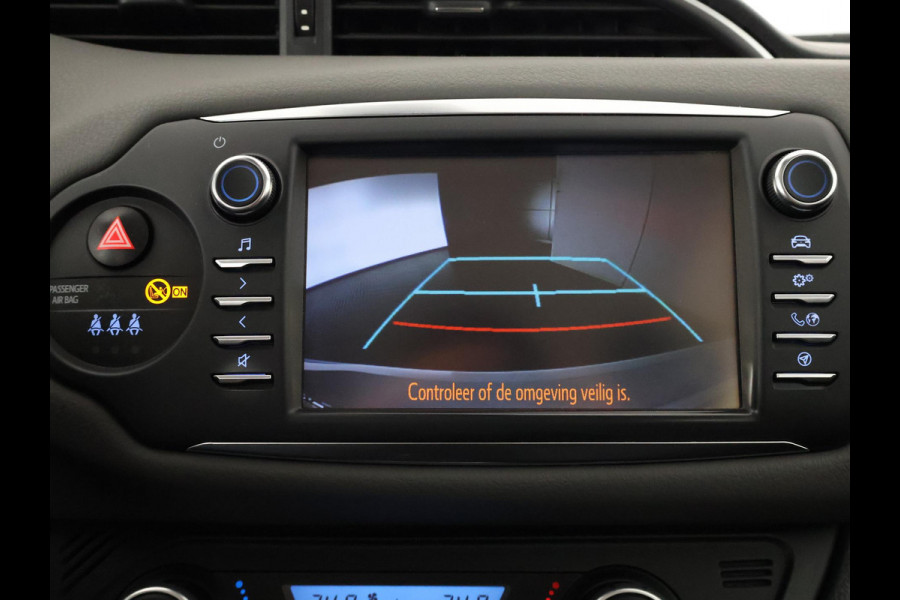 Toyota Yaris 1.5 HYBRIDE ASPIRATION 1e EIGENAAR AUTOMAAT FULL NAV. CAMERA . ELEKTRISCHE RAMEN . BLUETOOTH . CRUISE CONTROL